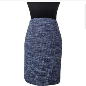 BANANA REPUBLIC Navy blue Women’s Italian Fabric Twill Pencil skirt size 10